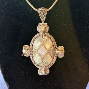 Elegant Silver Pendant Necklace